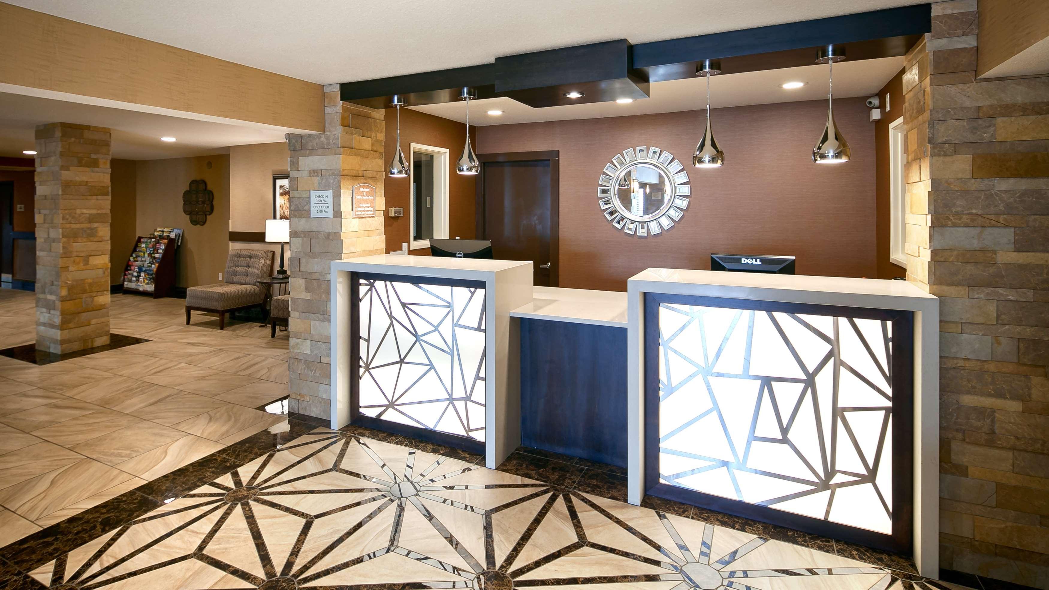 Best Western Woodland Inn Dış mekan fotoğraf