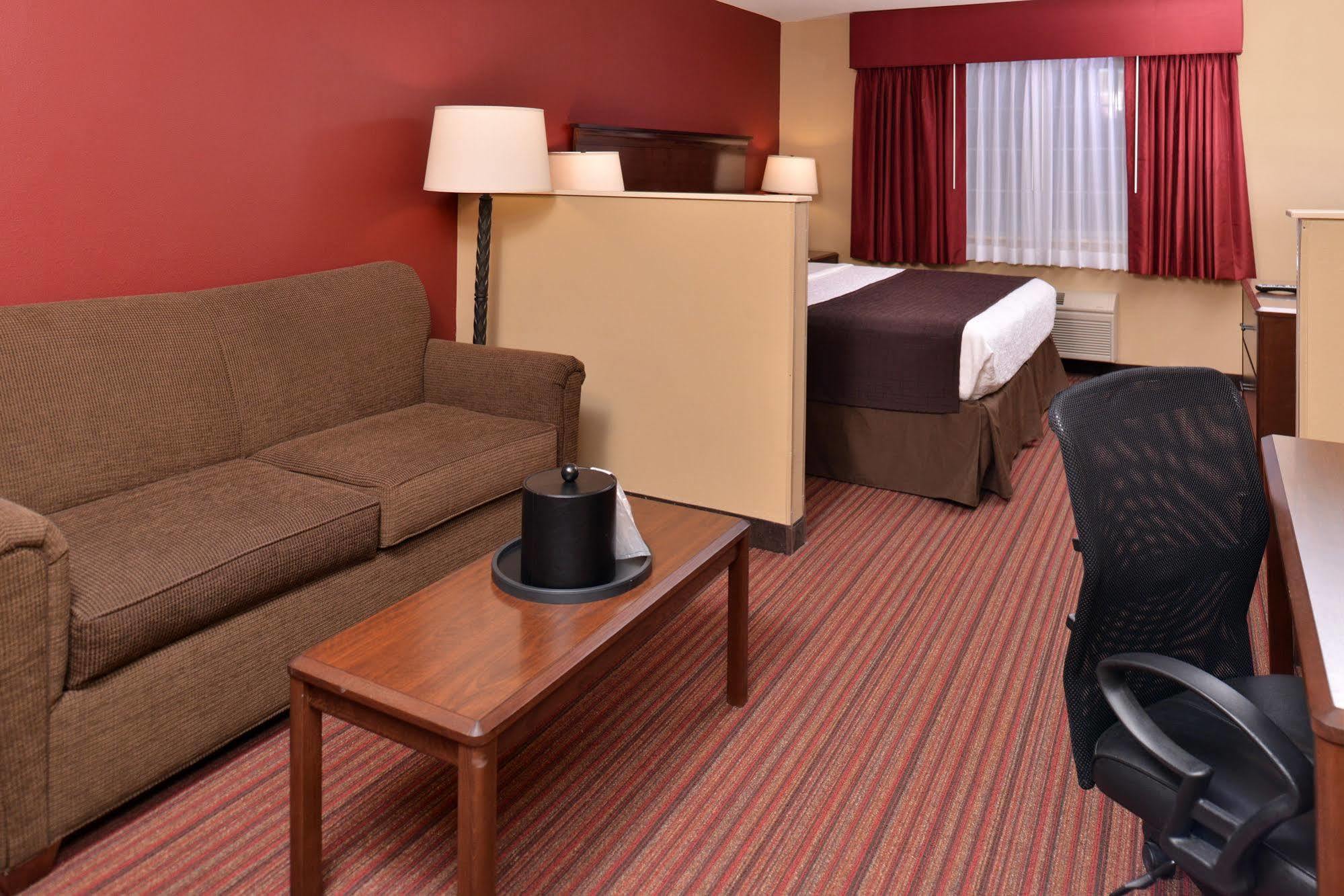 Best Western Woodland Inn Dış mekan fotoğraf